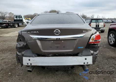 2013 Nissan Altima 2.5 z USA, uszkodzony, nr VIN 1N4AL3AP9DC118020